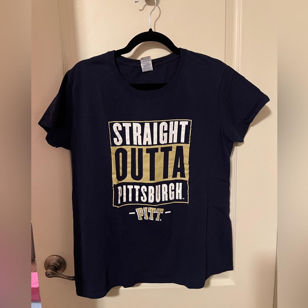 Straight Outta Pittsburgh Pitt T-Shirt Navy Blue Gold University Gilden XL